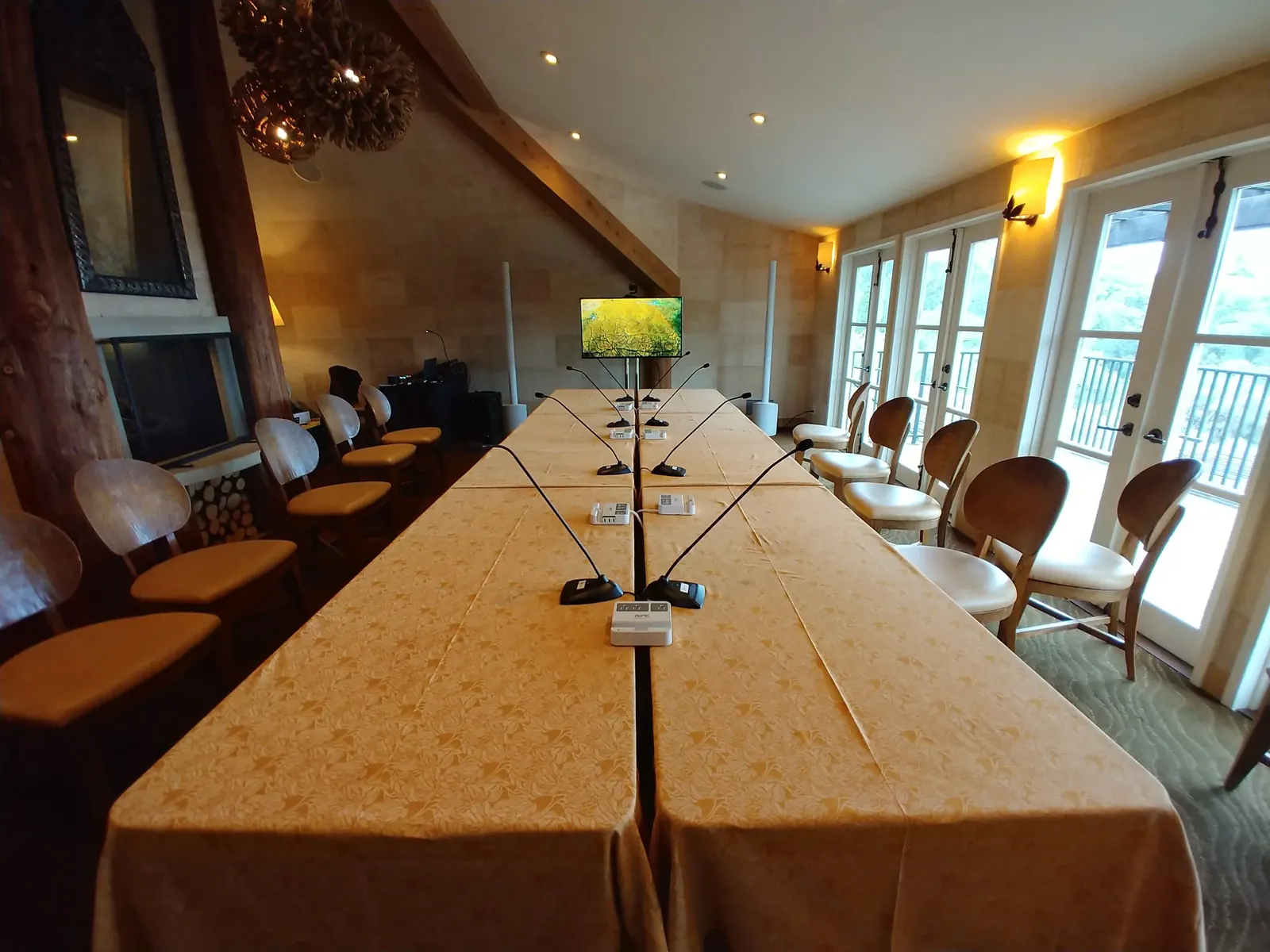 Auberge AV & Power Support Setup