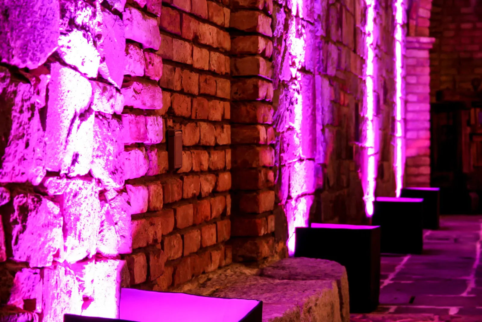 Uplighting at Castello di Amorosa