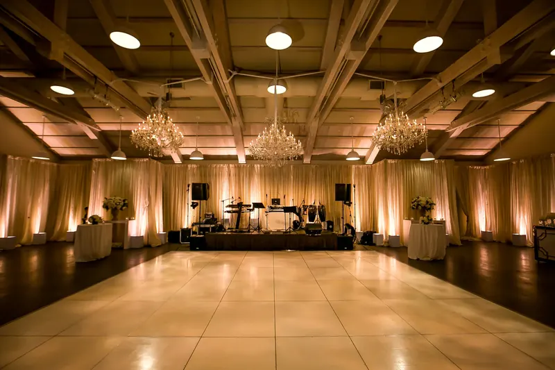 PIPE & DRAPE