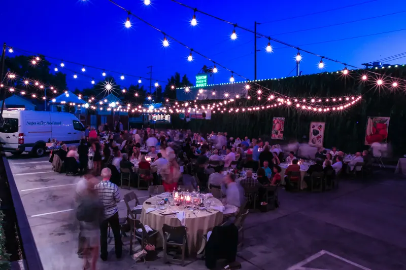 String lights Meals on wheels